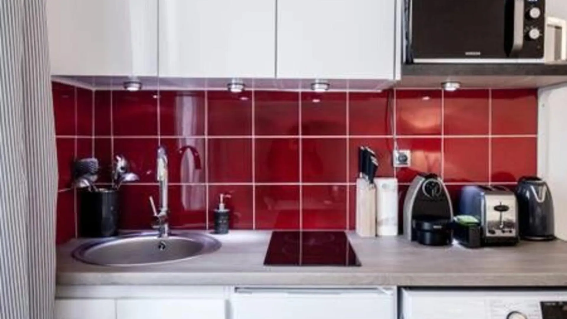 Apartament Cosy 1Br 4P - Montmartre Sacre Coeur Paryż 0*,  Francja